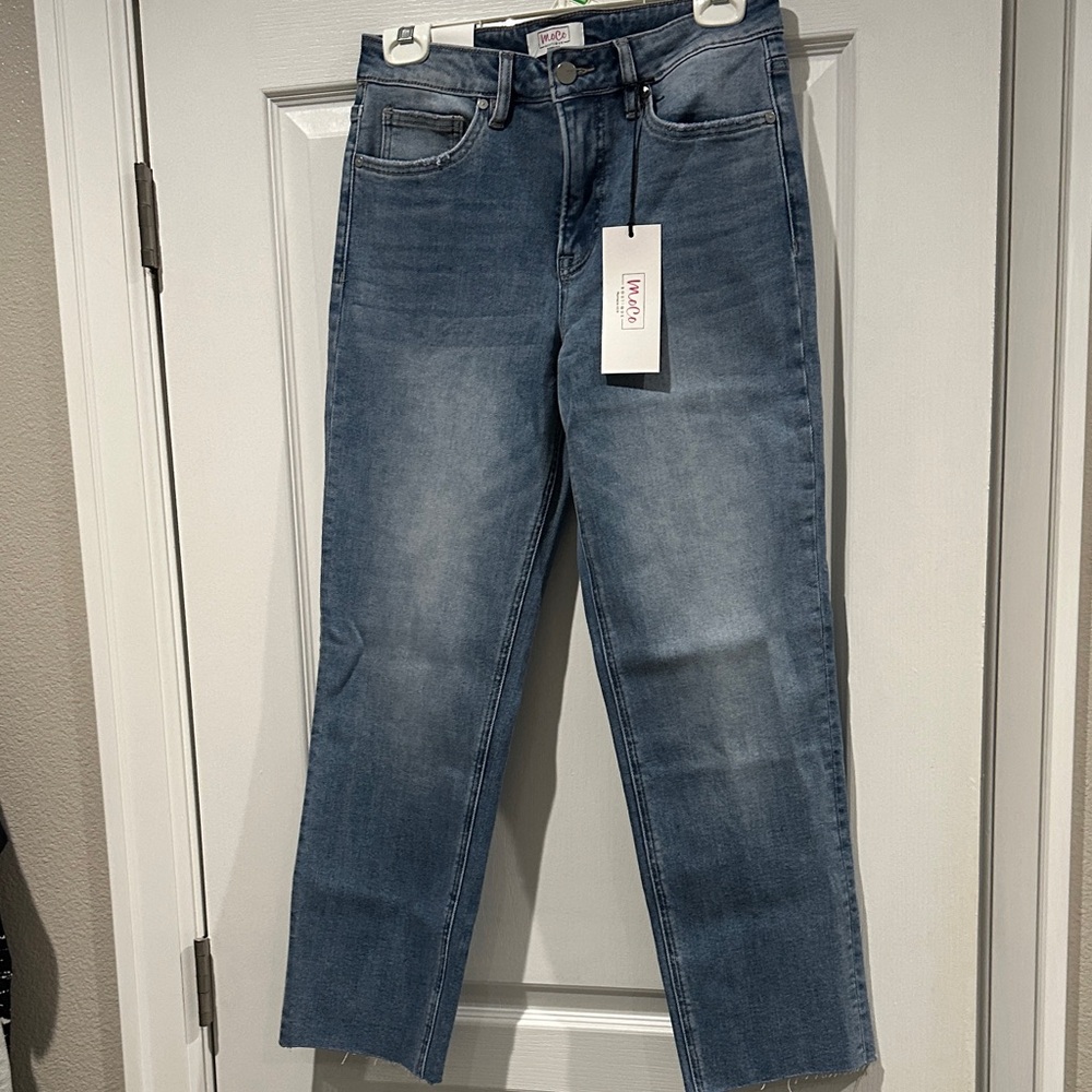 NWT MoCo Boutique Slim Straight Cropped Jeans With Tummy Control size 7/28